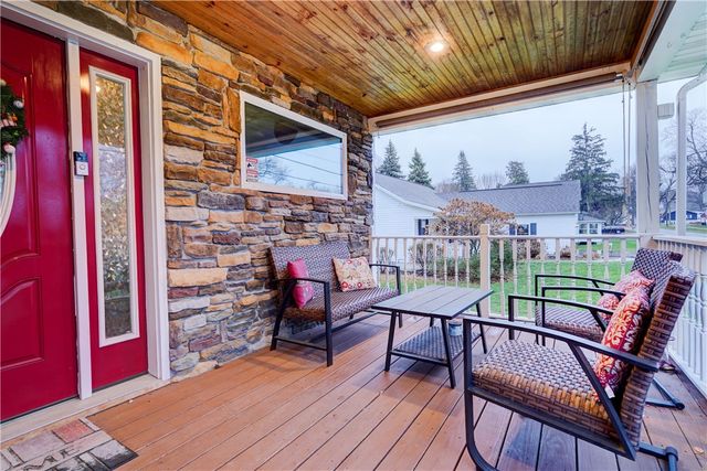 5 Lapham Street, Macedon, NY 14502