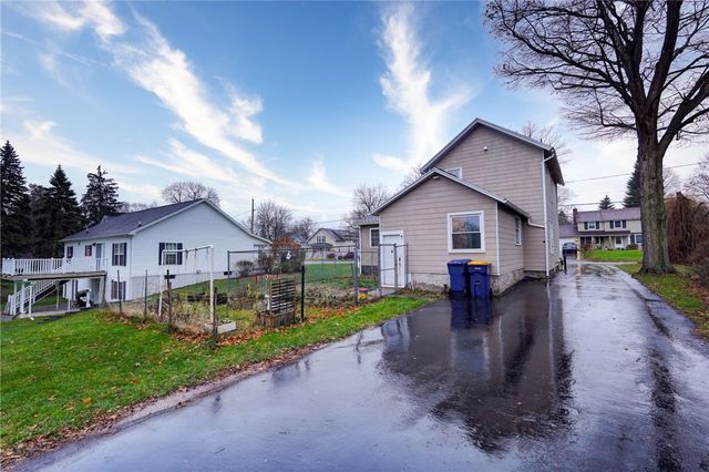 5 Lapham Street, Macedon, NY 14502