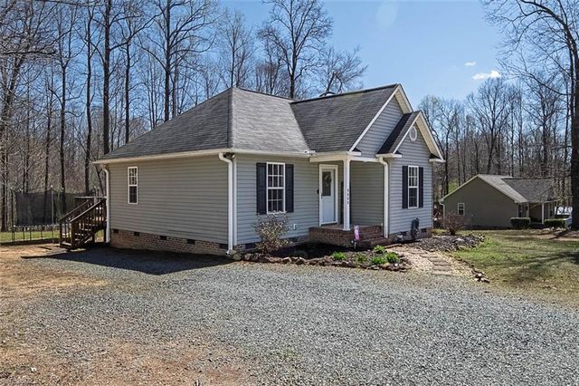 6668 Beaver Ridge Court, Snow Camp, NC 27349