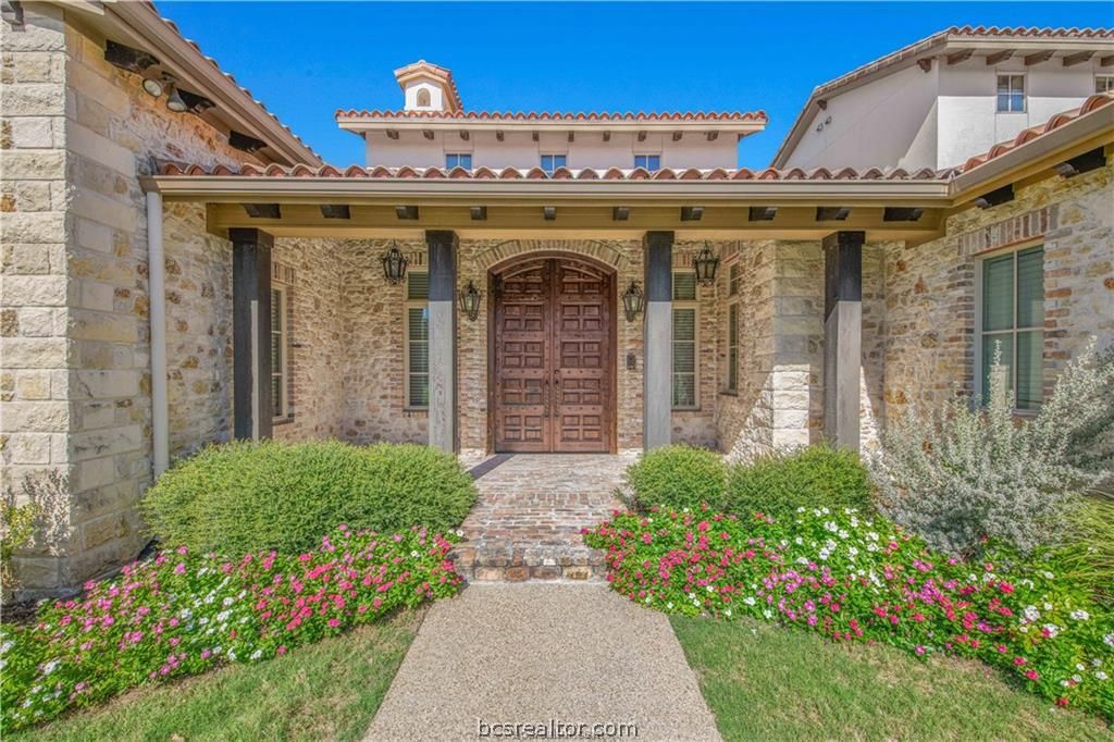 4207 Tuscany Court, Bryan, TX 77802 — exterior