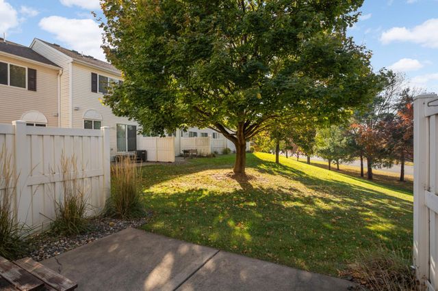 16093 71st Lane NE, Elk River, MN 55330