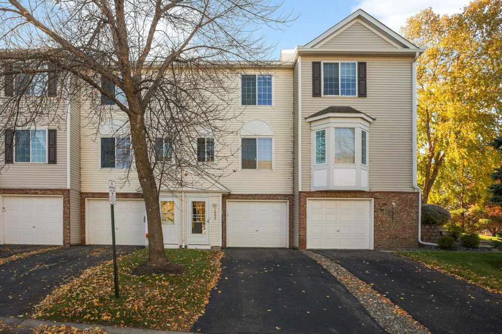 16093 71st Lane NE, Elk River, MN 55330