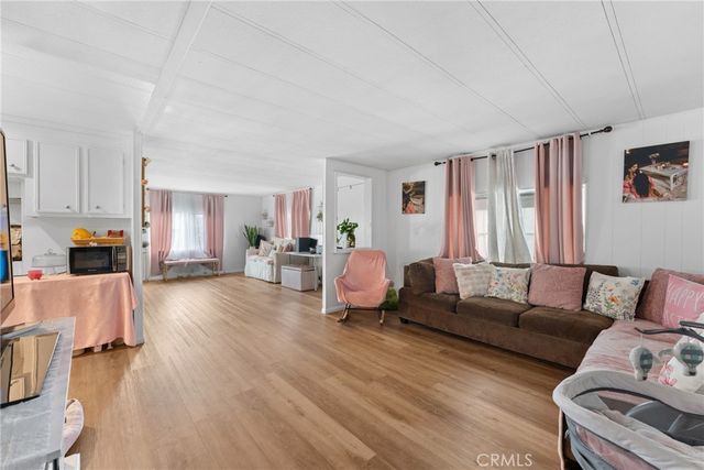 3883 SPC 45 Buchanan Street, Riverside, CA 92503