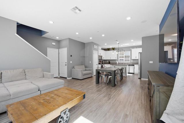 13626 Gray Hawk Way, Valley Center, CA 92082