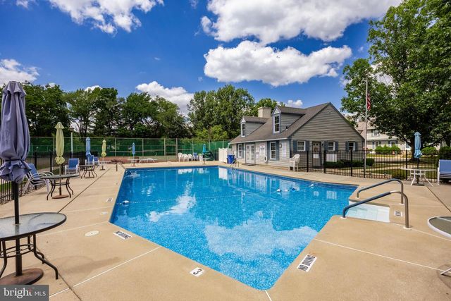 754 WESTFIELD DR, Cinnaminson, NJ 08077