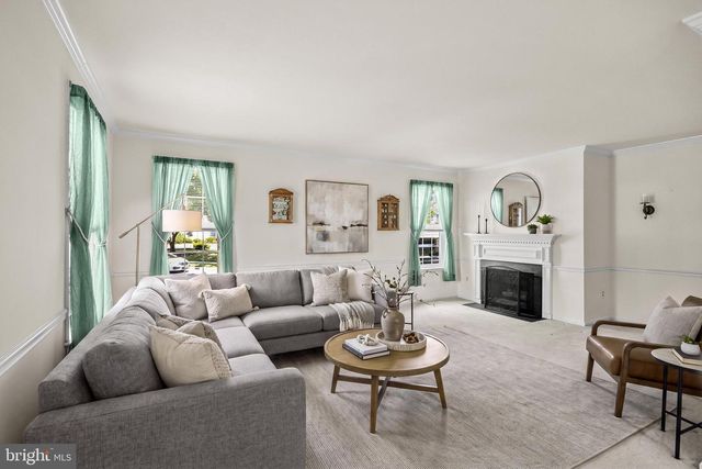 754 WESTFIELD DR, Cinnaminson, NJ 08077