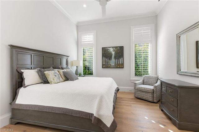 383 Cuddy CT, Naples, FL 34103