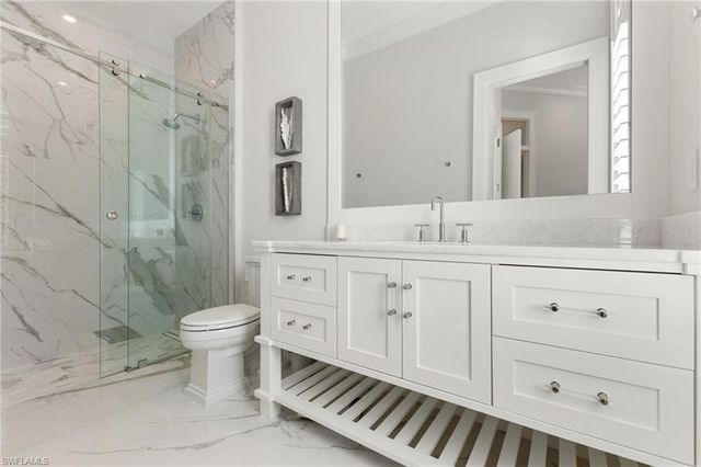 383 Cuddy CT, Naples, FL 34103