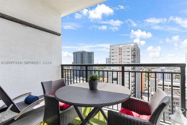 999 SW 1st Ave 1906, Miami, FL 33130
