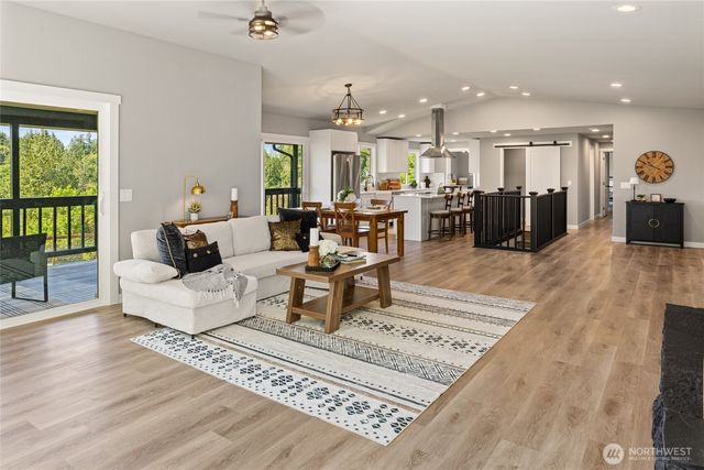 34225 166th Way SE, Auburn, WA 98092