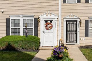 4215 Bowman Meadow Drive, 14, Canal Winchester, OH 43110