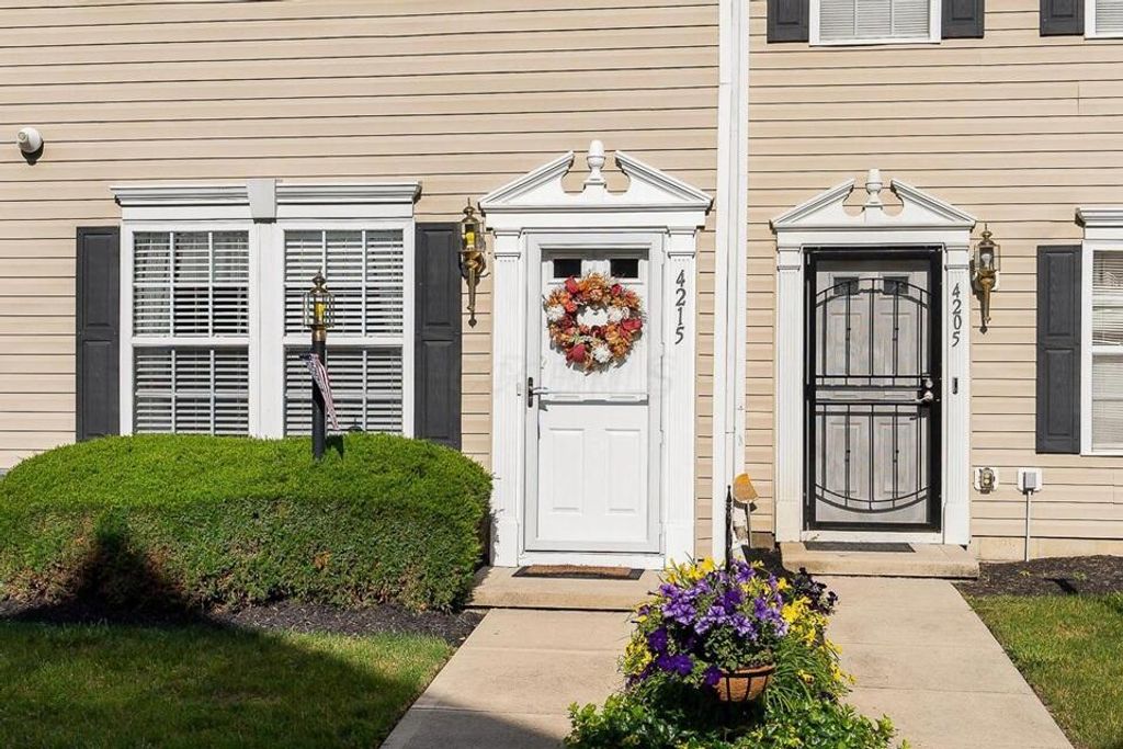 4215 Bowman Meadow Drive, 14, Canal Winchester, OH 43110