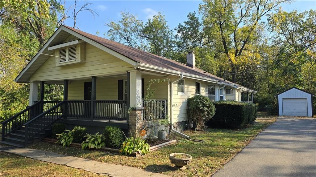 6501 E 56th Street, Kansas City, MO 64129
