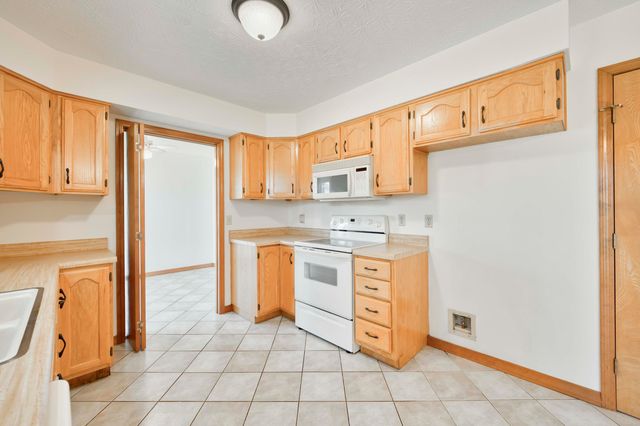 1535 W Deerfield Street, Springfield, MO 65807