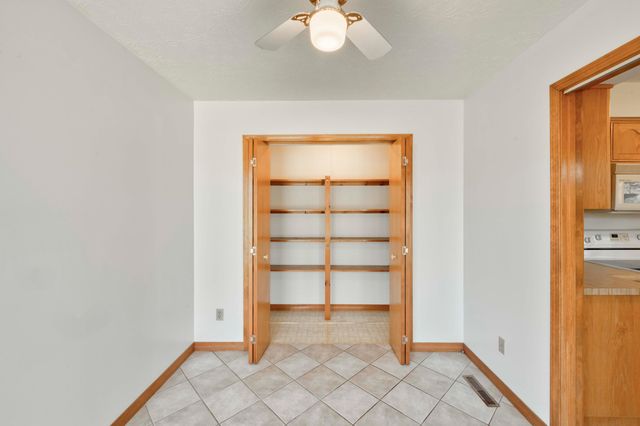 1535 W Deerfield Street, Springfield, MO 65807