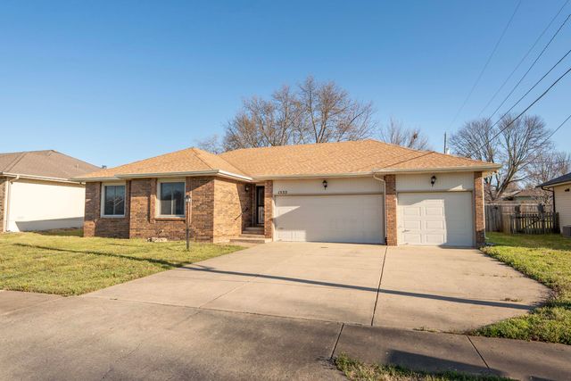 1535 W Deerfield Street, Springfield, MO 65807