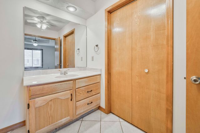 1535 W Deerfield Street, Springfield, MO 65807