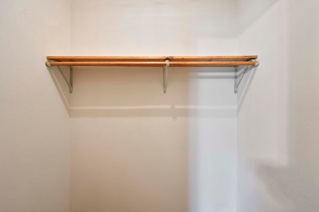 1535 W Deerfield Street, Springfield, MO 65807