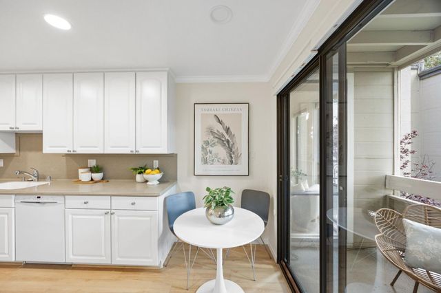1171 Compass 201, Foster City, CA 94404