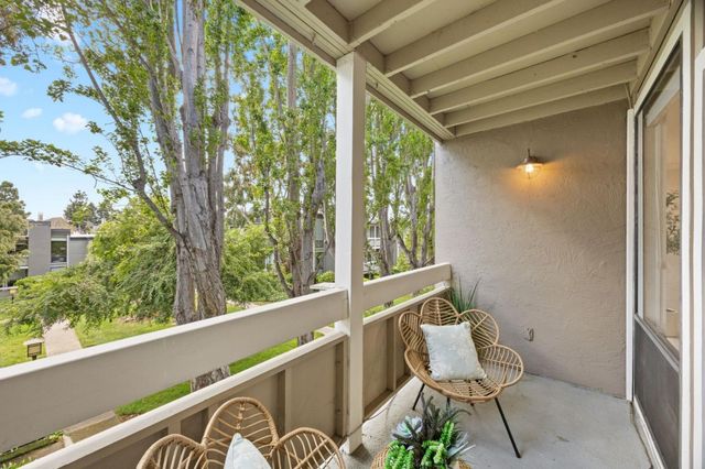 1171 Compass 201, Foster City, CA 94404