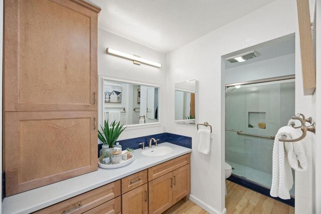 1171 Compass 201, Foster City, CA 94404