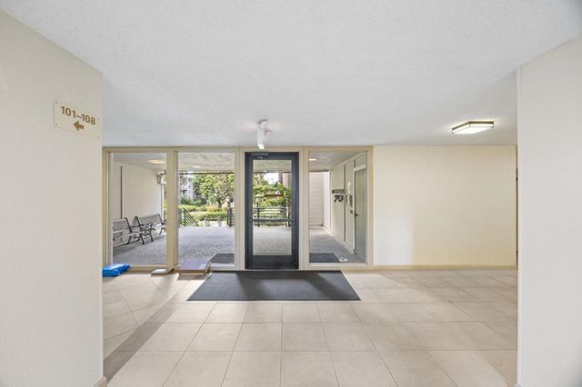 1171 Compass 201, Foster City, CA 94404