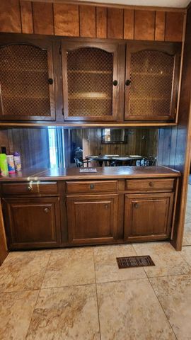 465 Pecan, Onalaska, TX 77360