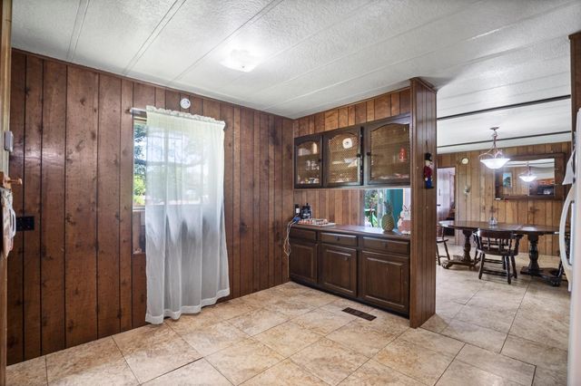 465 Pecan, Onalaska, TX 77360
