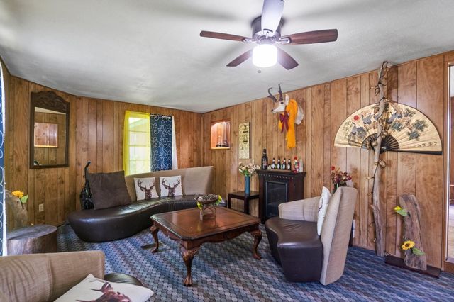 465 Pecan, Onalaska, TX 77360