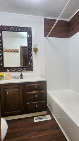 465 Pecan, Onalaska, TX 77360