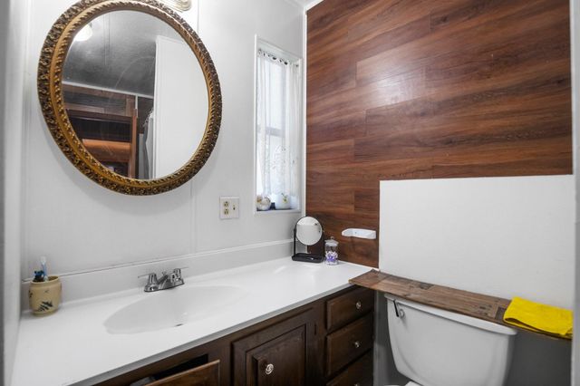 465 Pecan, Onalaska, TX 77360