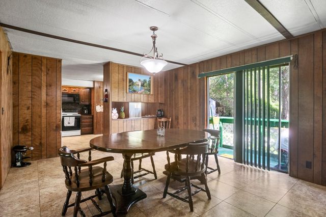 465 Pecan, Onalaska, TX 77360