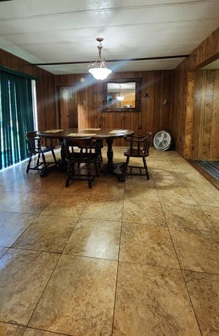 465 Pecan, Onalaska, TX 77360