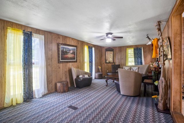 465 Pecan, Onalaska, TX 77360