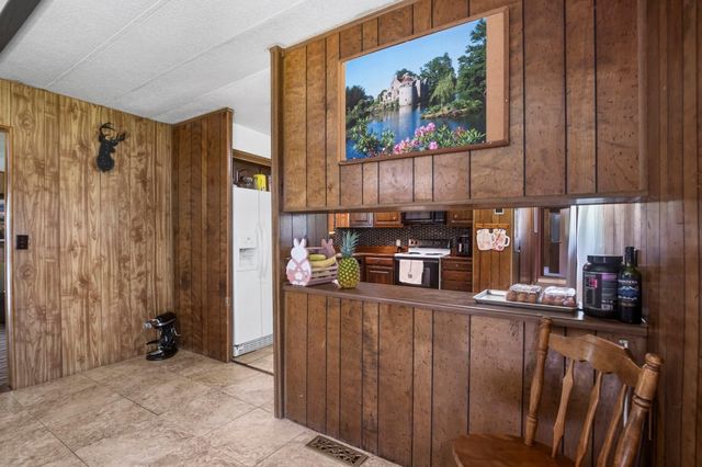 465 Pecan, Onalaska, TX 77360