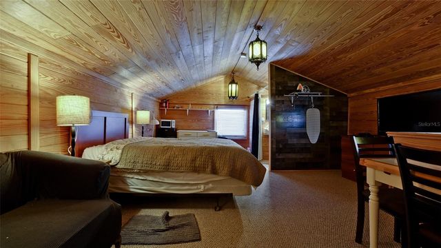 714 29TH STREET W, Bradenton, FL 34205