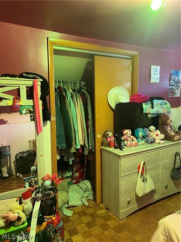 6622 lansing, Cleveland, OH 44105