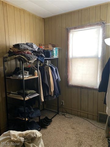6622 lansing, Cleveland, OH 44105