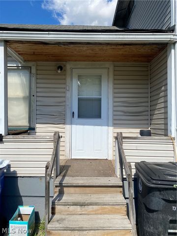 6622 lansing, Cleveland, OH 44105