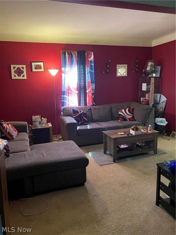 6622 lansing, Cleveland, OH 44105