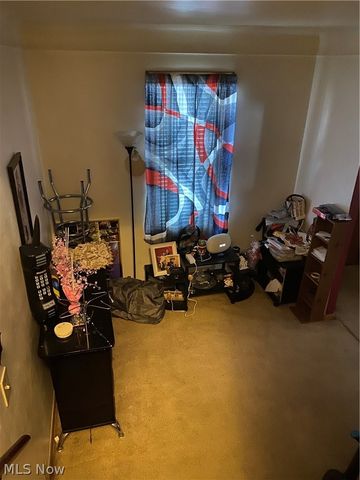 6622 lansing, Cleveland, OH 44105