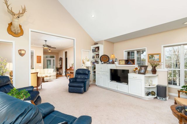 14 Resplandor Lane, Hot Springs Village, AR 71909