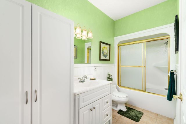 14 Resplandor Lane, Hot Springs Village, AR 71909