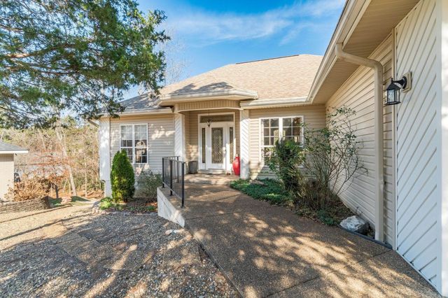 14 Resplandor Lane, Hot Springs Village, AR 71909