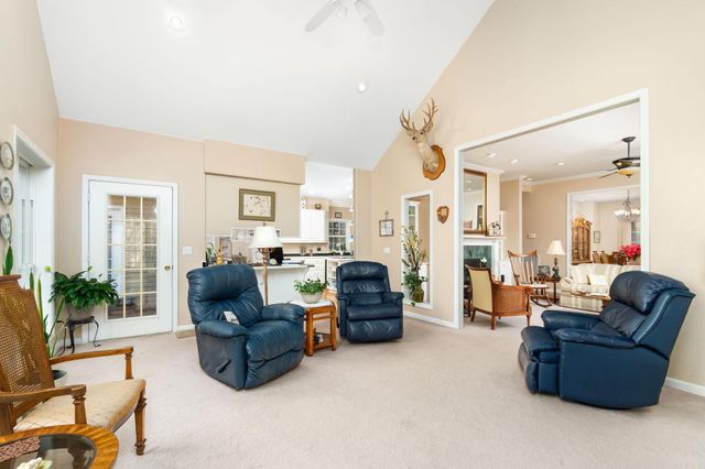 14 Resplandor Lane, Hot Springs Village, AR 71909