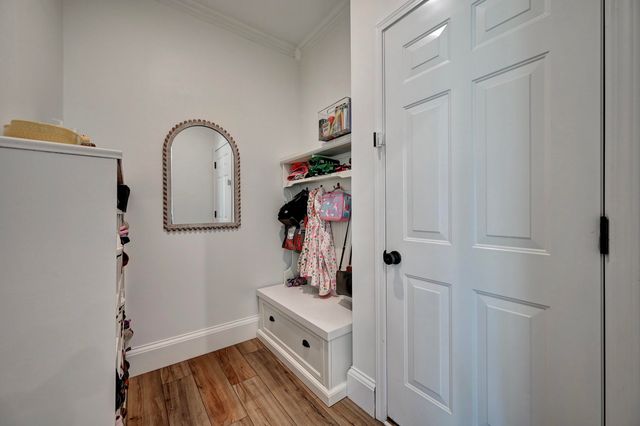 871 Cliffrose Court, Crescent Springs, KY 41017