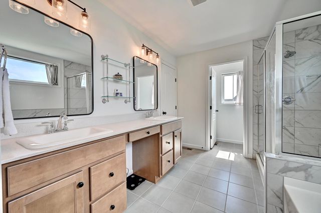 871 Cliffrose Court, Crescent Springs, KY 41017