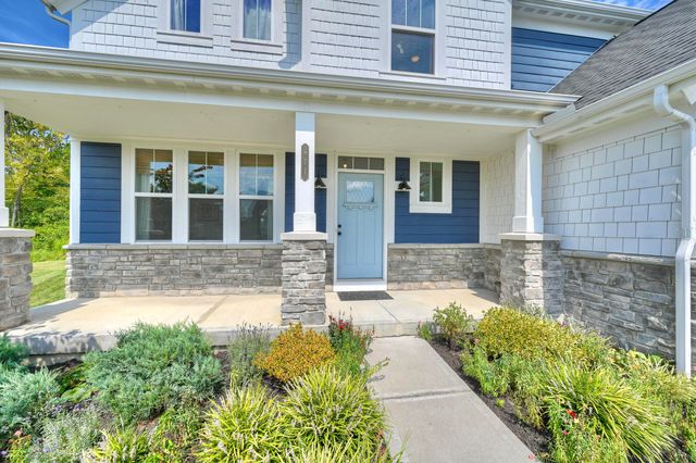 871 Cliffrose Court, Crescent Springs, KY 41017