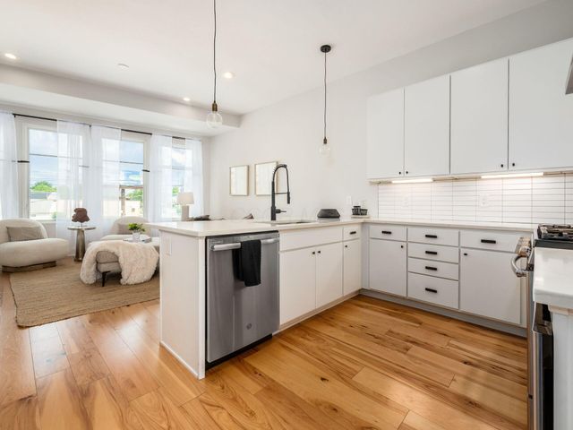 201 E 5th Avenue, 201, Columbus, OH 43201