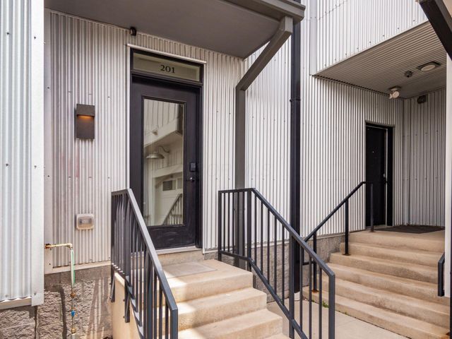 201 E 5th Avenue, 201, Columbus, OH 43201